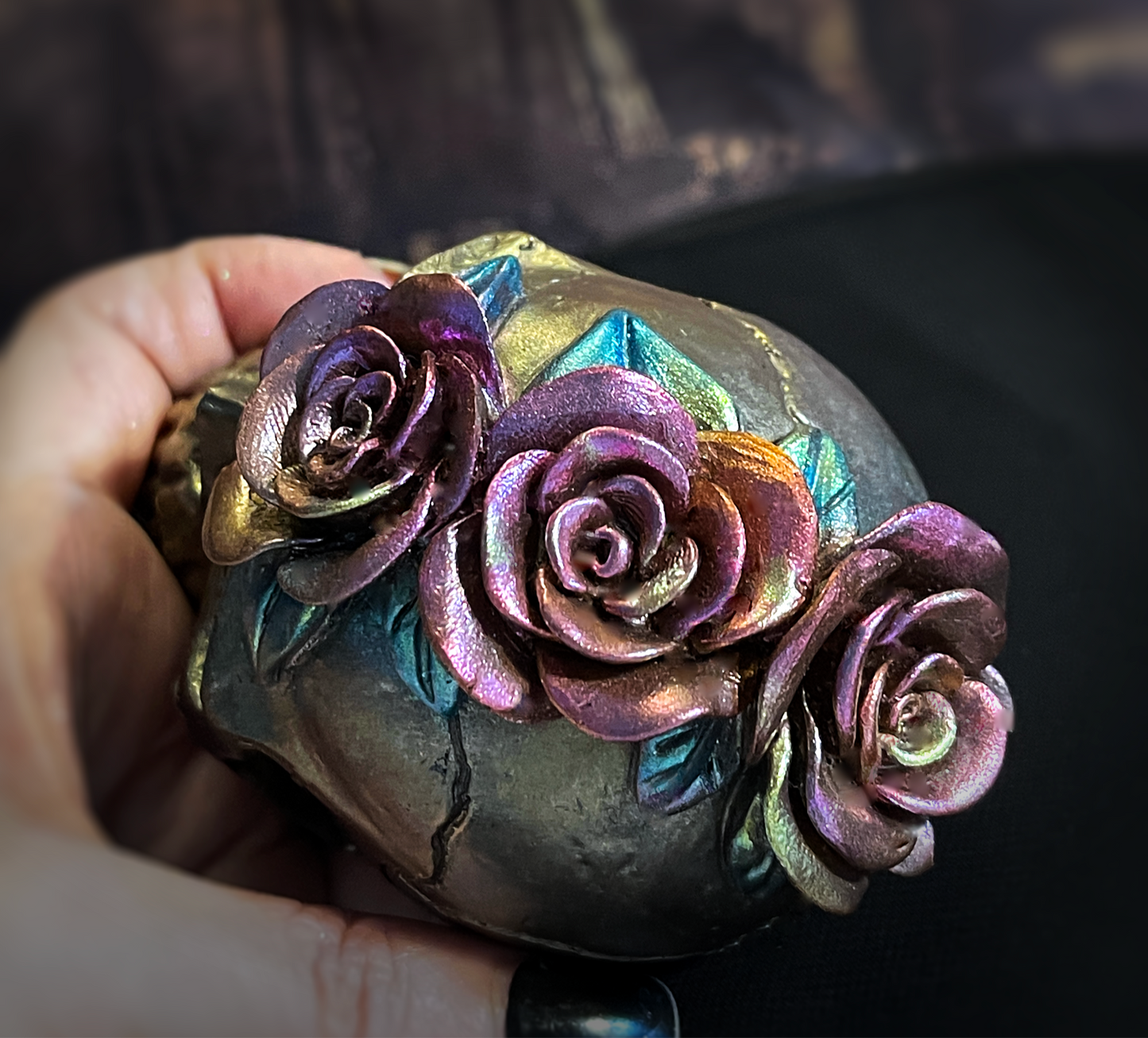 Chameleon Black and Gold Skull