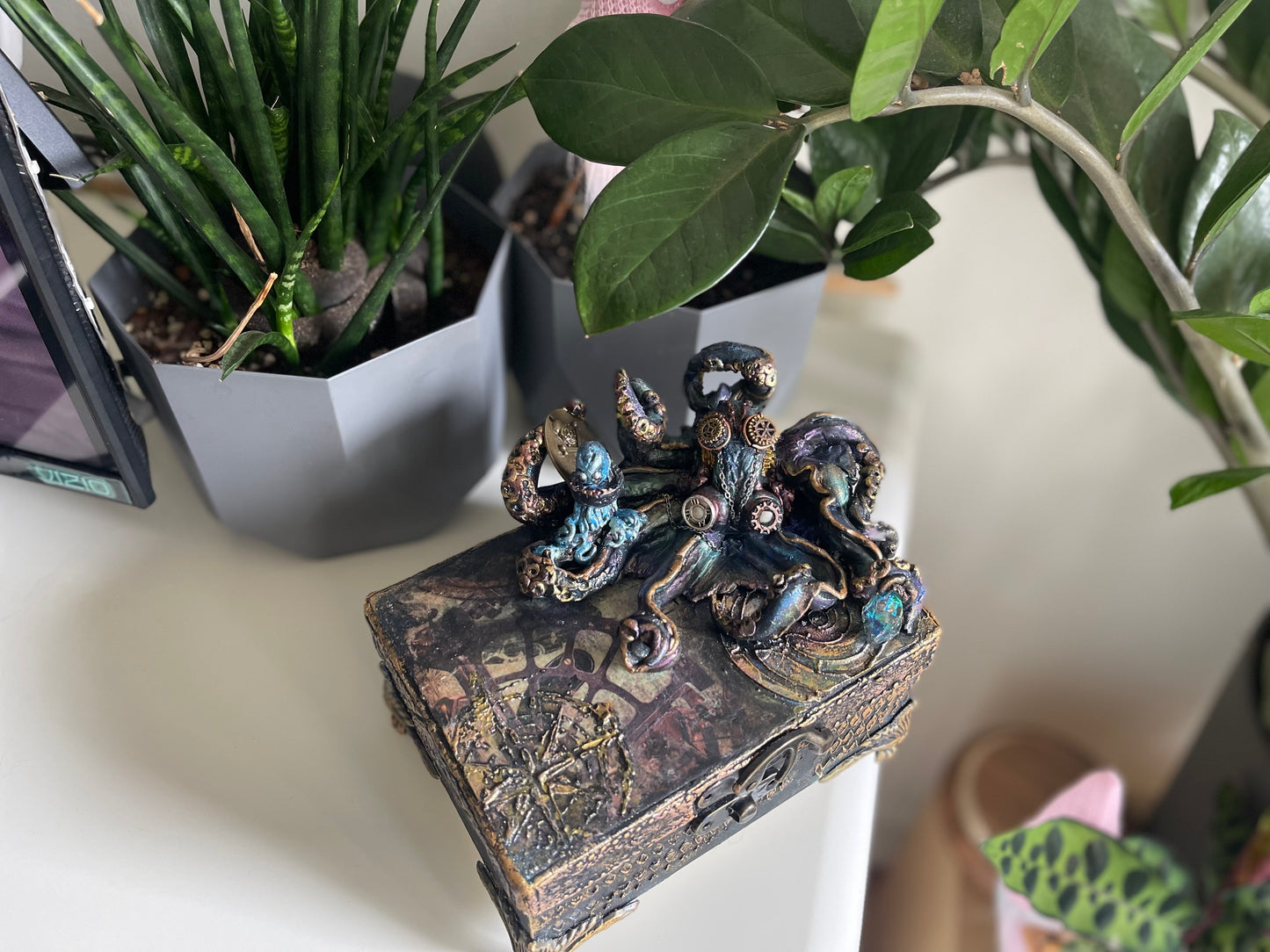 Multi Media Original Hand Sculpted Kraken Treasure Box PWNinja