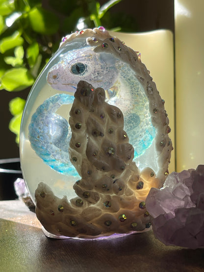 Diamond Ripplet Dragon Egg with Lighted Base