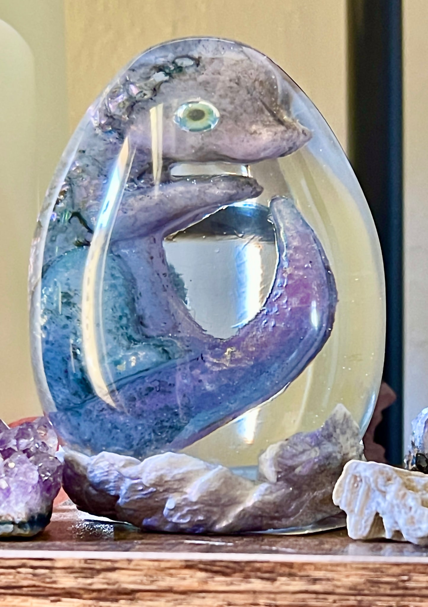 Jormlet Legendary Dragon Egg with Lighted Base