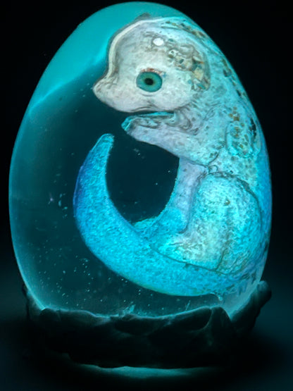 Jormlet Legendary Dragon Egg with Lighted Base