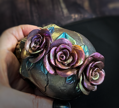 Chameleon Black and Gold Skull